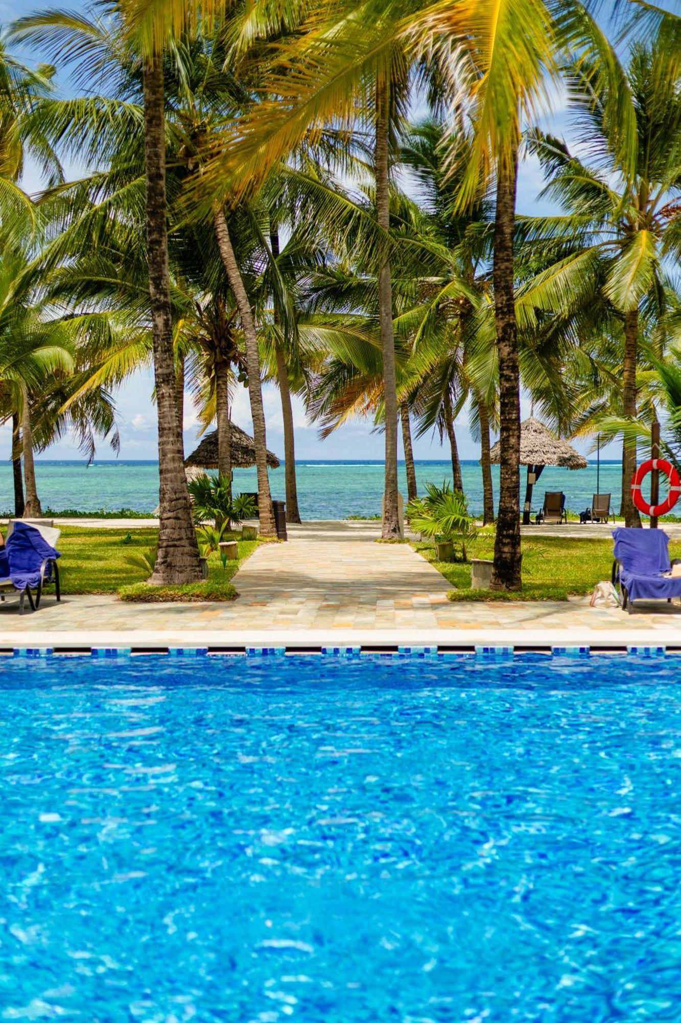 Baraza Resort And Spa Zanzibar Bwejuu Dış mekan fotoğraf